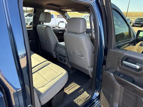 Used 2020 Chevrolet Silverado 1500 LT w/ Texas Edition AWD/4WD image 12