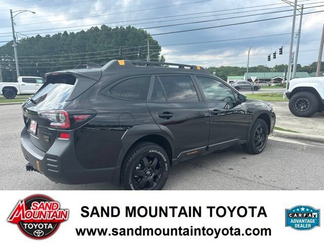 Used 2025 Subaru Outback Wilderness AWD/4WD image 3
