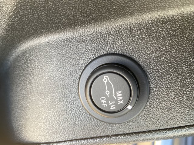 Used 2023 Chevrolet Equinox LT w/ Driver Convenience Package FWD image 44