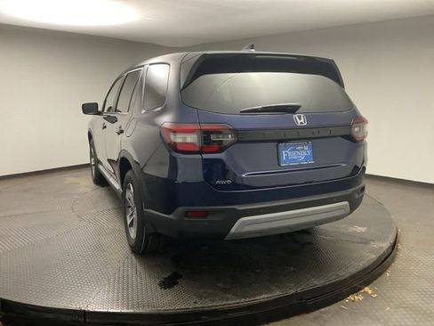 New 2025 Honda Pilot EX-L image 5