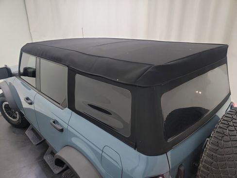 Used 2023 Ford Bronco Badlands image 24