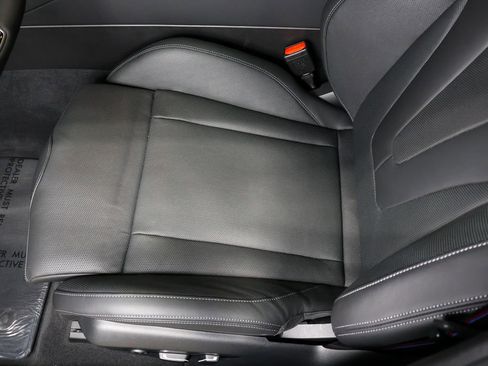 Used 2025 BMW M5 Touring image 49