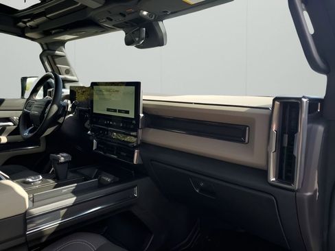 New 2026 GMC Hummer EV SUV image 14