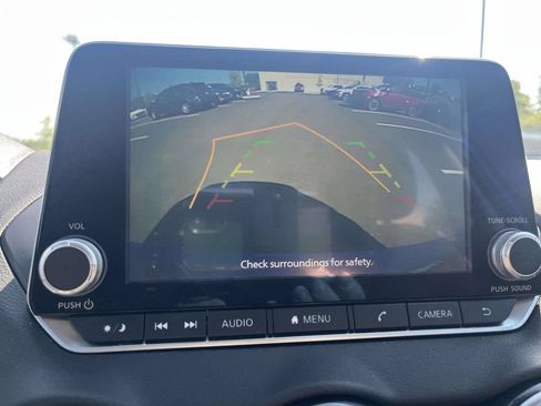 Used 2022 Nissan Sentra SR w/ Electronics Package FWD image 23