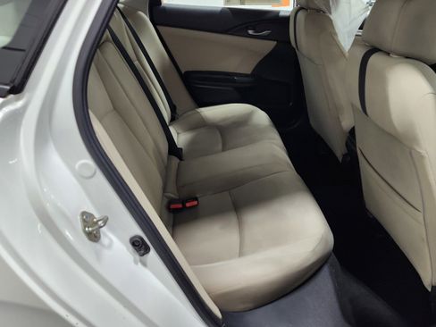 Used 2016 Honda Civic EX-T image 18