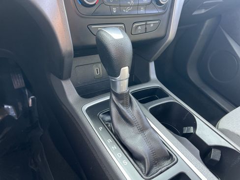 Used 2017 Ford Escape SE AWD/4WD image 29