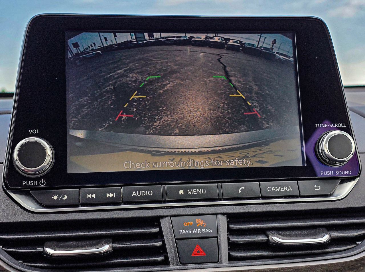 Used 2025 Nissan Altima 2.5 SV FWD image 19