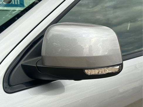 Used 2019 Jeep Grand Cherokee High Altitude image 12