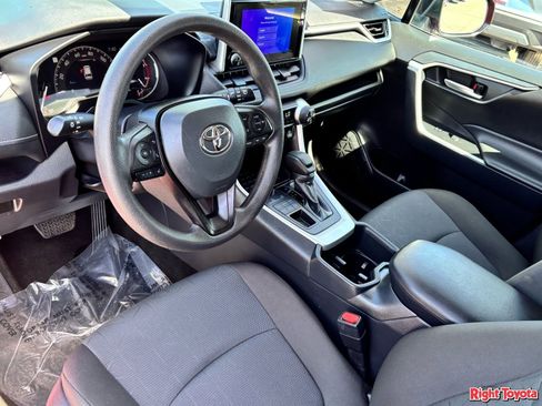 Certified 2025 Toyota RAV4 XLE AWD/4WD image 19