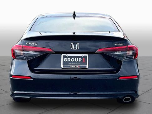 Used 2024 Honda Civic Sport image 5