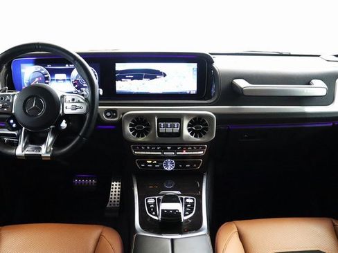 Used 2022 Mercedes-Benz G 63 AMG 4MATIC w/ G Manufaktur Interior Package image 25