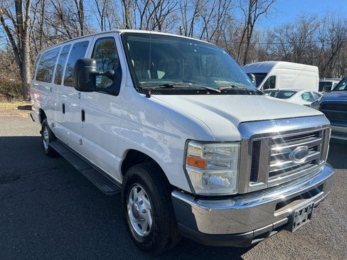 Used 2009 Ford E-350 and Econoline 350 XL image 3