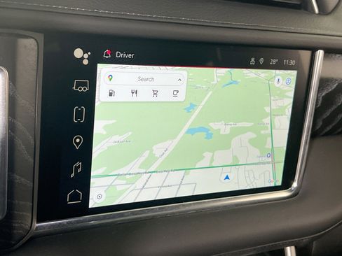 Used 2024 GMC Yukon XL Denali image 13