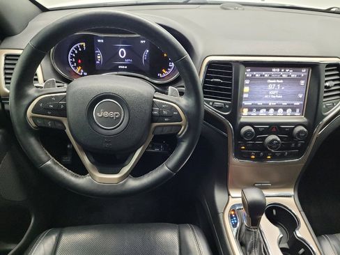 Used 2017 Jeep Grand Cherokee Limited w/ Luxury Group II image 22