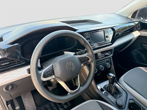 Used 2022 Volkswagen Taos S image 10