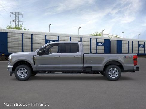 New 2026 Ford F250 4x4 Crew Cab Super Duty image 3