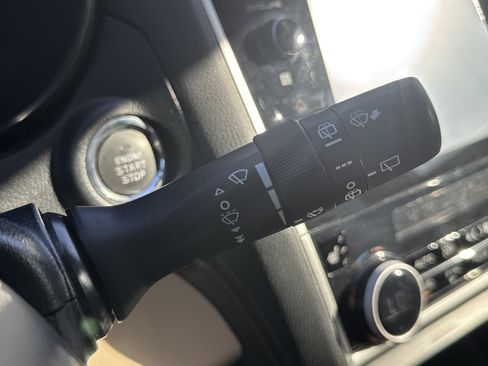 Used 2019 Subaru Outback 2.5i Limited image 17