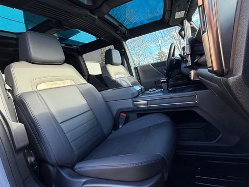Used 2024 GMC Hummer EV 3X w/ Extreme Off-Road Package AWD/4WD image 72