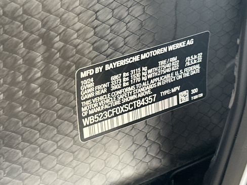 Used 2025 BMW iX xDrive50 AWD/4WD image 35