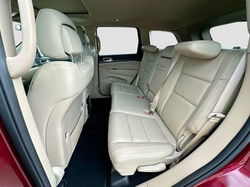 Used 2020 Jeep Grand Cherokee Limited image 25