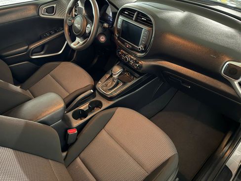 Used 2023 Kia Soul LX w/ Option Group 015 image 7