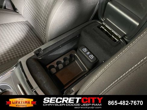 Used 2023 Dodge Charger R/T w/ Blacktop Package RWD image 24