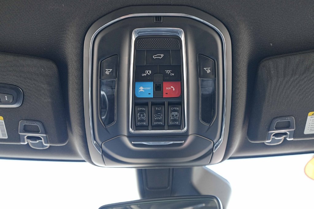 Used 2024 Jeep Grand Cherokee Limited 4xe AWD/4WD image 40