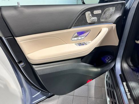 New 2026 Mercedes-Benz GLE 450 Exclusive 4MATIC AMG Line image 8