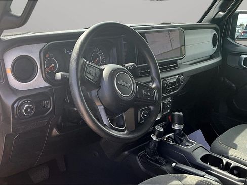 Used 2024 Jeep Wrangler Sport AWD/4WD image 20