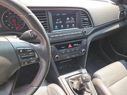 Used 2018 Hyundai Elantra Sport FWD image 31