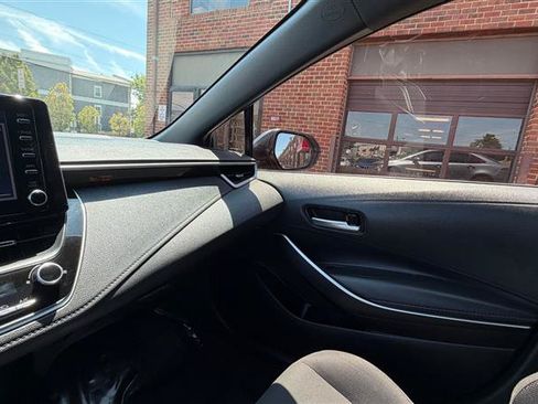 Used 2020 Toyota Corolla SE w/ SE Premium Package FWD image 38