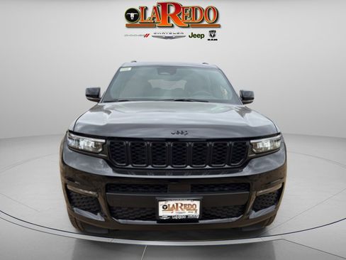 New 2025 Jeep Grand Cherokee L Limited w/ Black Appearance Package image 2