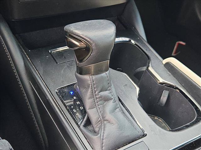 Used 2023 Lexus ES 350 w/ Premium Package FWD image 10