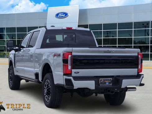 New 2026 Ford F250 Platinum image 4