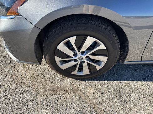 Used 2024 Nissan Altima 2.5 S image 11