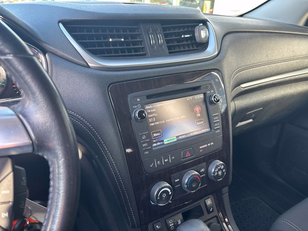 Used 2015 Chevrolet Traverse LT AWD/4WD image 3