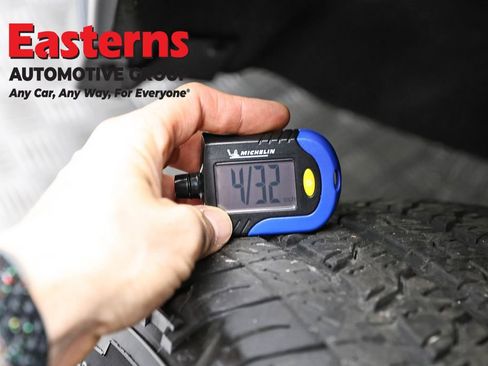 Used 2023 Chevrolet Colorado W/T image 25