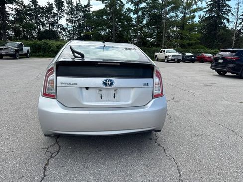 Used 2012 Toyota Prius Two FWD image 4