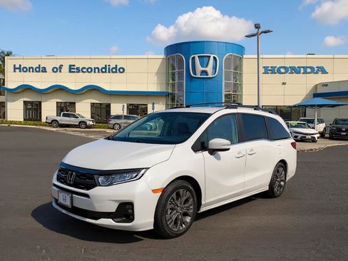 New 2026 Honda Odyssey Touring image 1