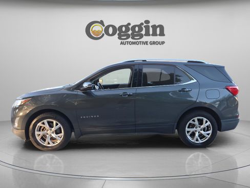 Used 2018 Chevrolet Equinox LT image 2