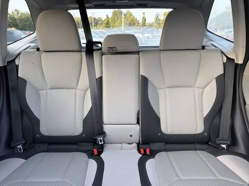 Used 2023 Subaru Forester Premium AWD/4WD image 29