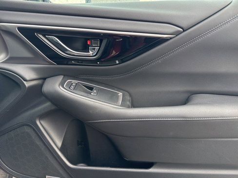 Used 2024 Subaru Outback Limited image 17