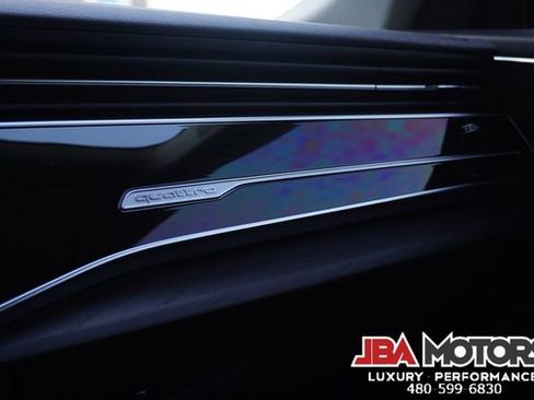Used 2022 Audi Q8 Premium Plus w/ Premium Plus Package AWD/4WD image 26