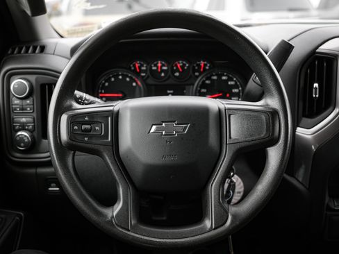 Used 2020 Chevrolet Silverado 1500 Custom Trail Boss w/ Custom Convenience Package image 16