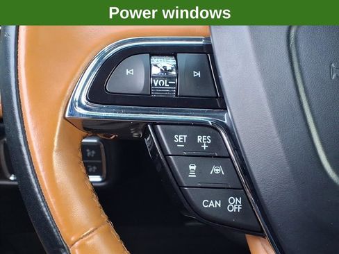 Used 2022 Lincoln Nautilus Black Label w/ Cargo Utility Package AWD/4WD image 31
