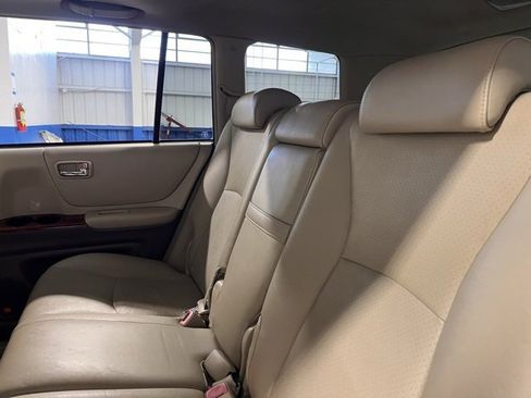 Used 2007 Toyota Highlander Limited image 18