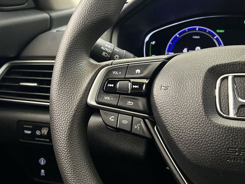 Used 2021 Honda Accord EX image 31