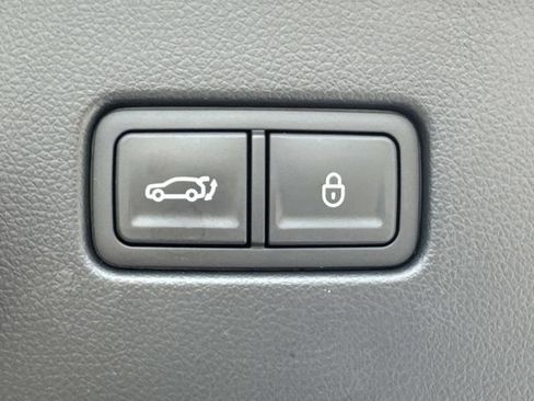 Used 2023 Genesis GV60 Advanced AWD/4WD image 13