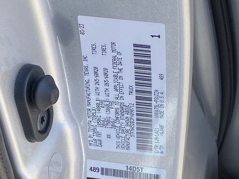 Used 2023 Toyota Tundra Platinum image 34