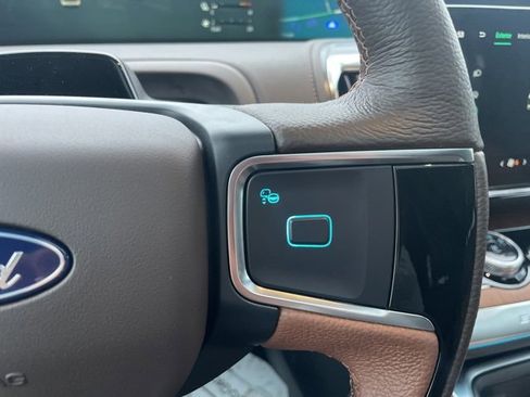 New 2025 Ford Expedition King Ranch image 30